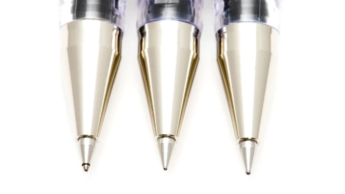 Esimerkkejä edullisista logokynistä, jotka tekevät vaikutuksen asiakkaisiin.