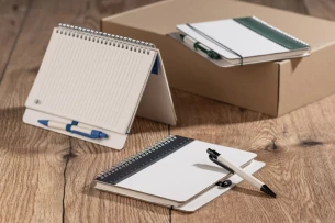 REGALI muistilappu viivoittimella ja kynällä - Vihreä