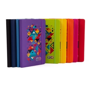 Master Notebook A5 - violetti