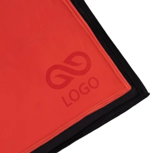 Urheilupyyhe - punainen